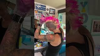How my mohawk stays hot pink????