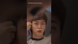 Jin getting haircut and members reaction ????